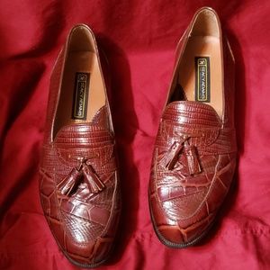 Mens dress shoes